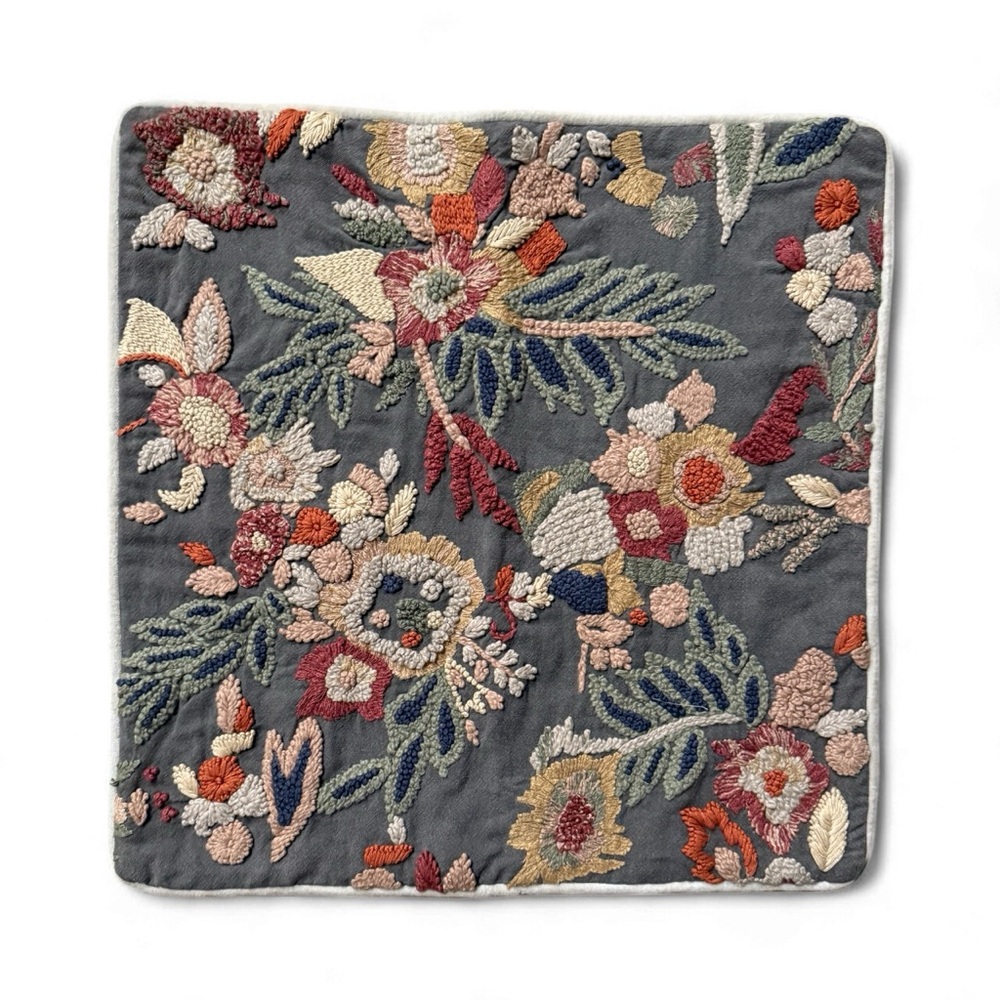 Pottery Barn Arabella Floral Embroidered Pillow Cover NWOT - Picture 4 of 9
